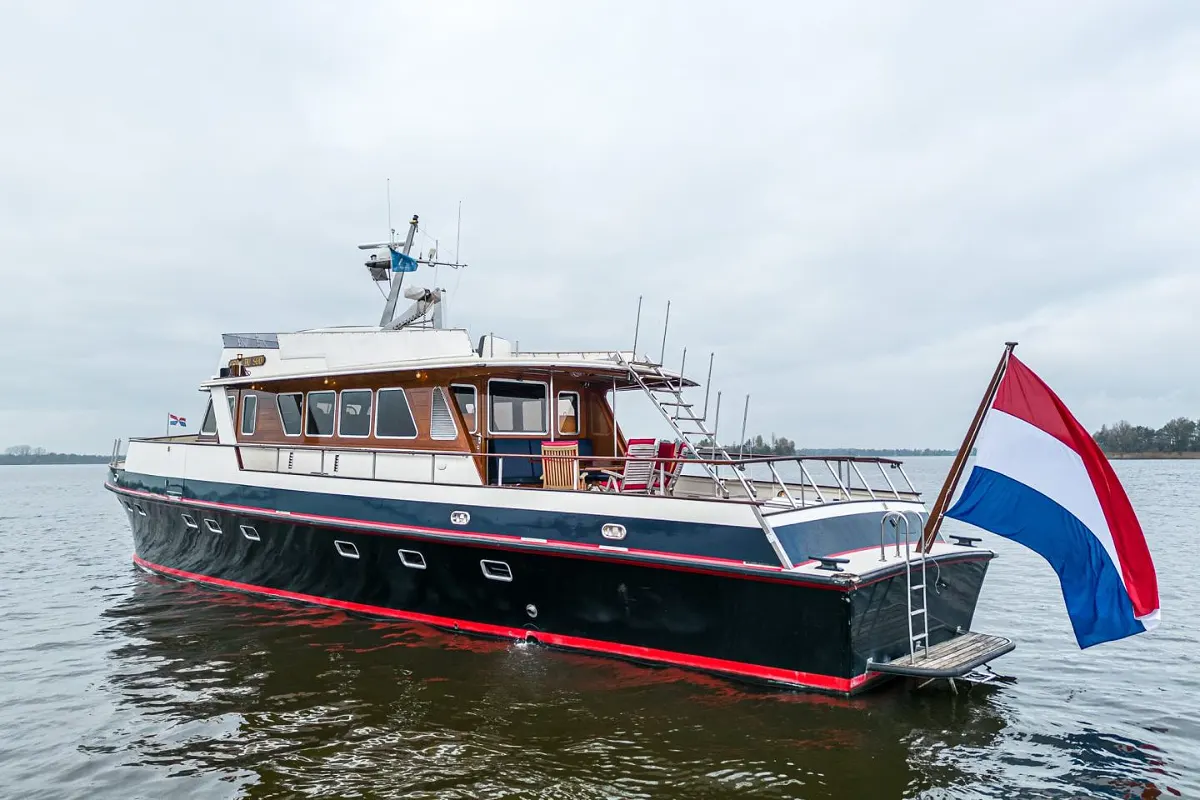 Custom Ex-MTB Motoryacht 24M 26