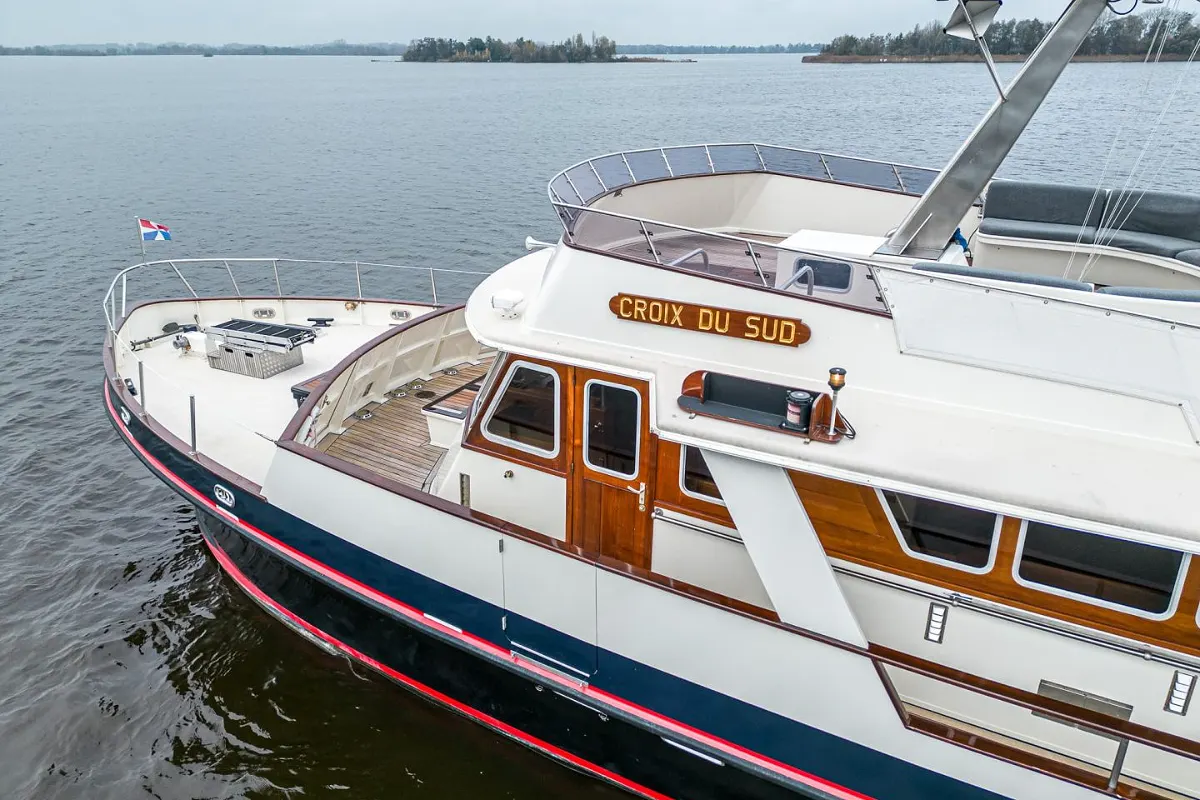 Custom Ex-MTB Motoryacht 24M 27