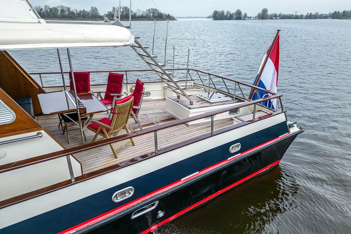 Custom Ex-MTB Motoryacht 24M 31