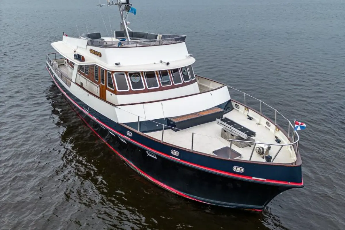 Custom Ex-MTB Motoryacht 24M 38