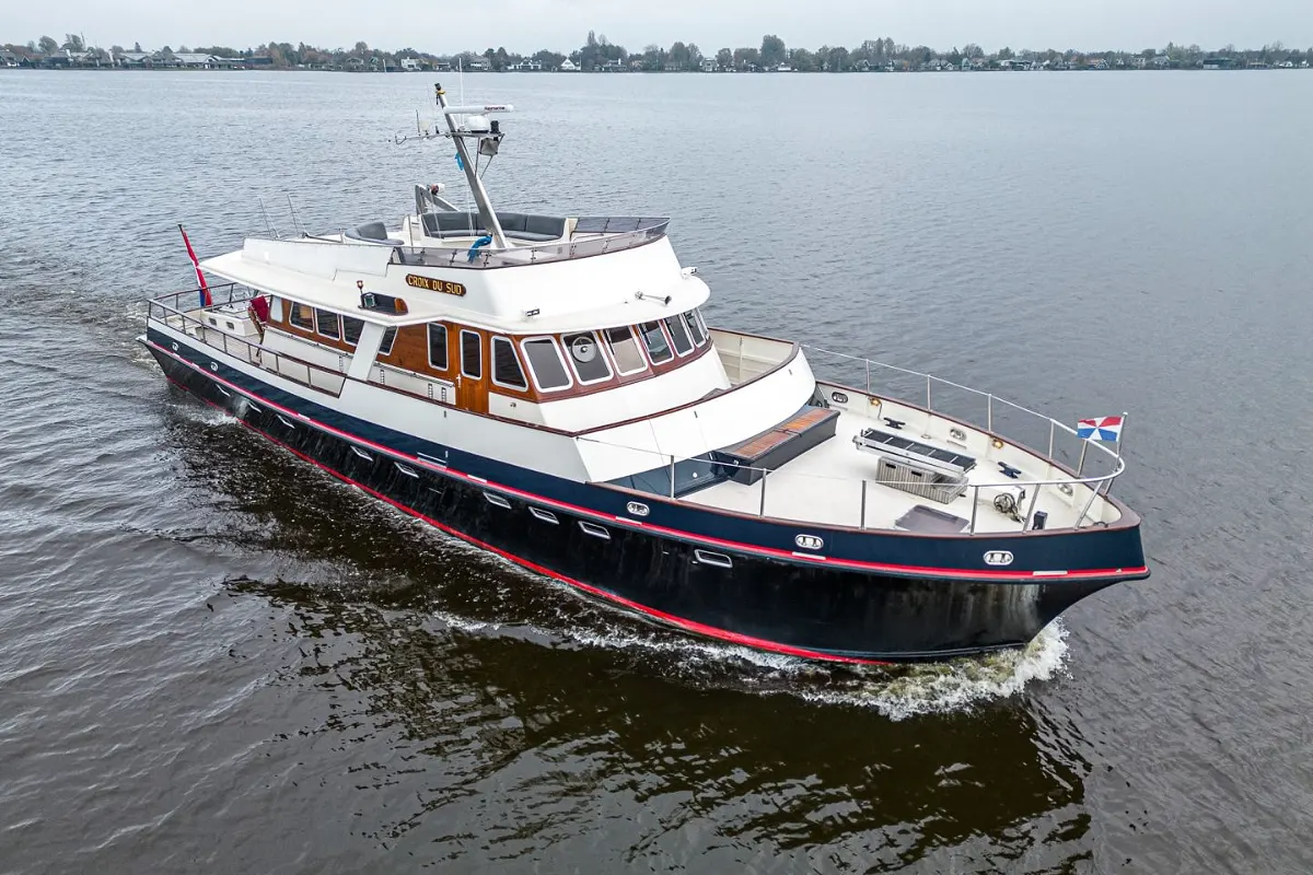 Custom Ex-MTB Motoryacht 24M 47