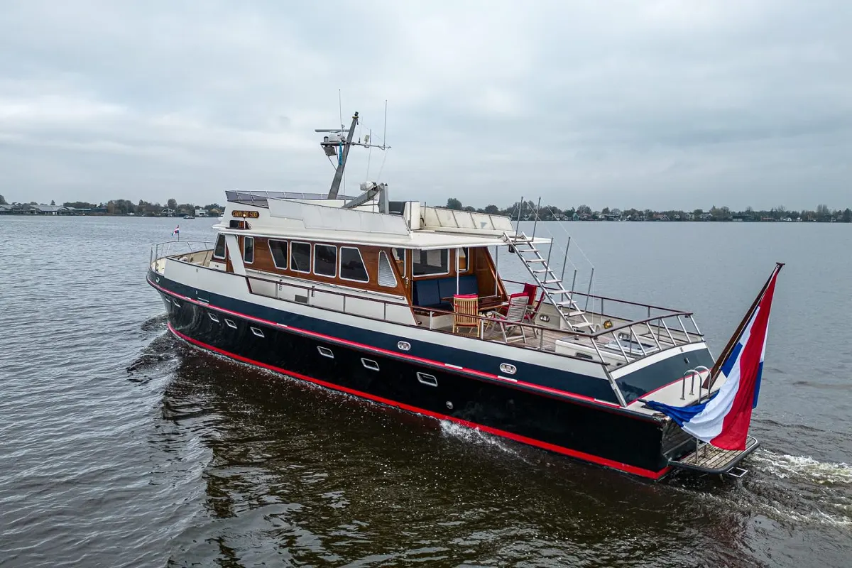 Custom Ex-MTB Motoryacht 24M 58