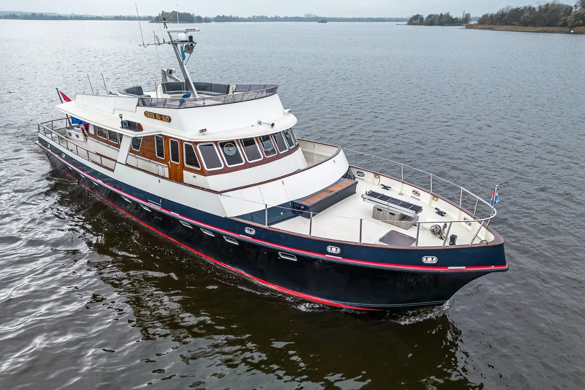 Custom Ex-MTB Motoryacht 24M 64
