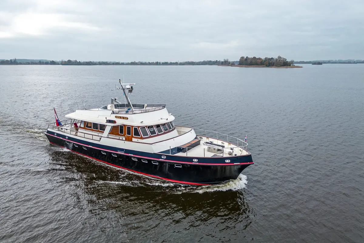 Custom Ex-MTB Motoryacht 24M 69