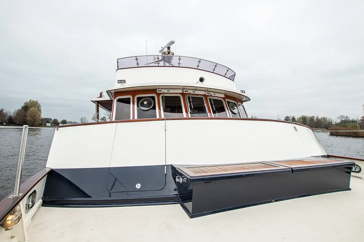 Custom Ex-MTB Motoryacht 24M 81