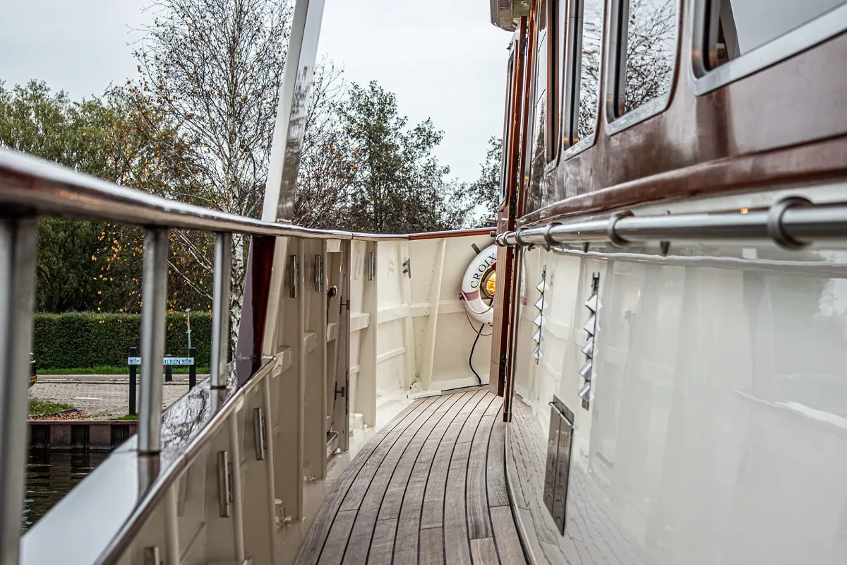Custom Ex-MTB Motoryacht 24M 97