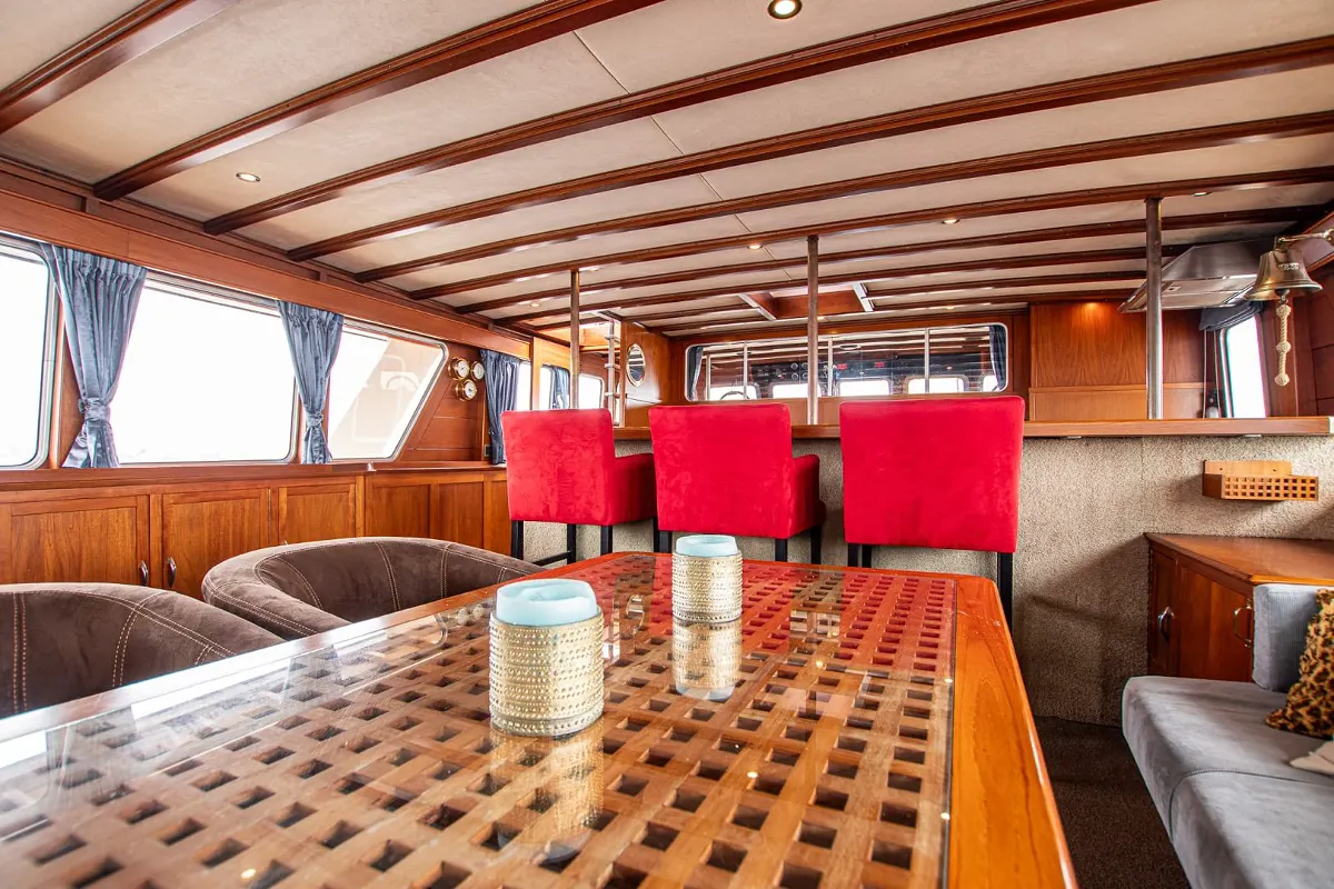 Custom Ex-MTB Motoryacht 24M 122