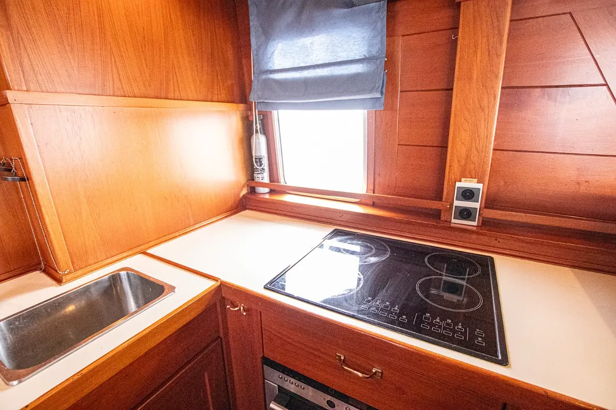 Custom Ex-MTB Motoryacht 24M 129