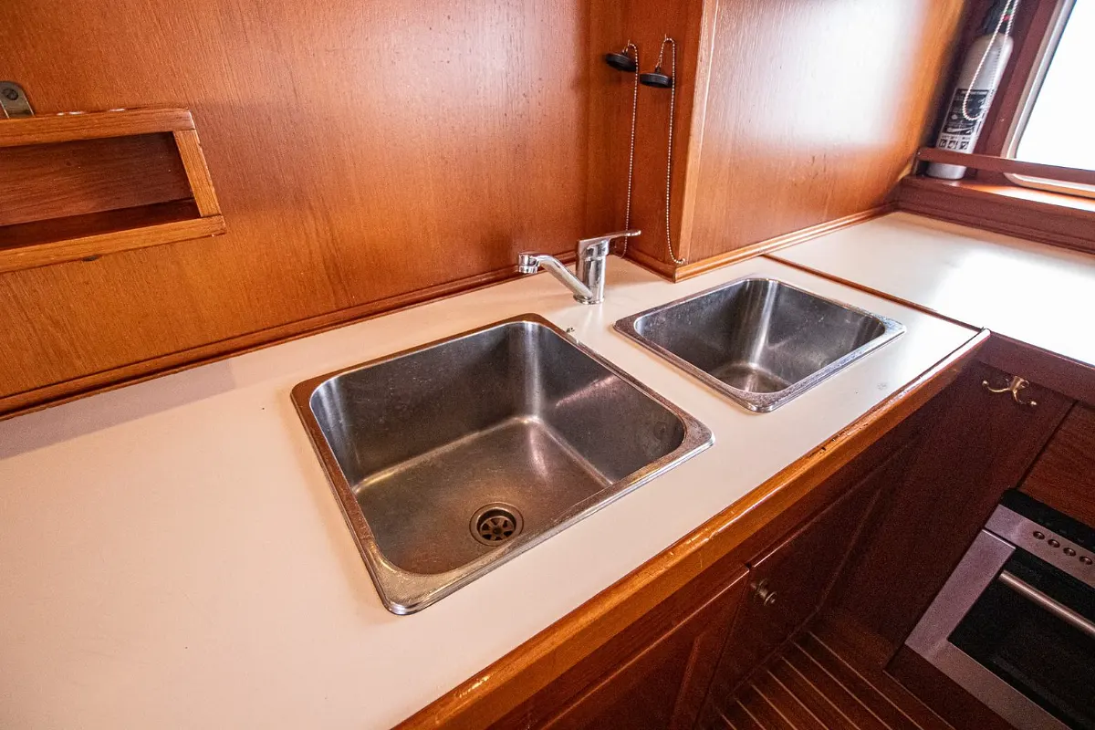 Custom Ex-MTB Motoryacht 24M 130