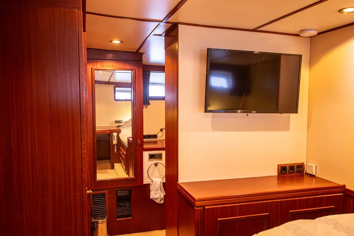 Custom Ex-MTB Motoryacht 24M 142
