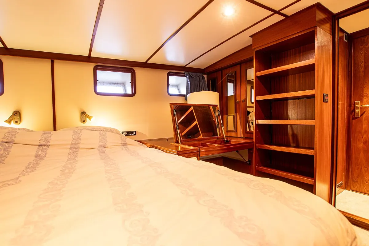 Custom Ex-MTB Motoryacht 24M 147