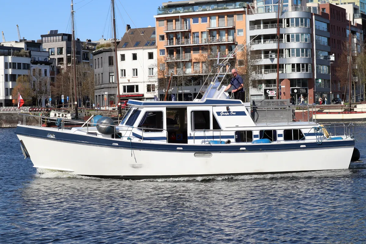 Jansen Trawler 1100 3