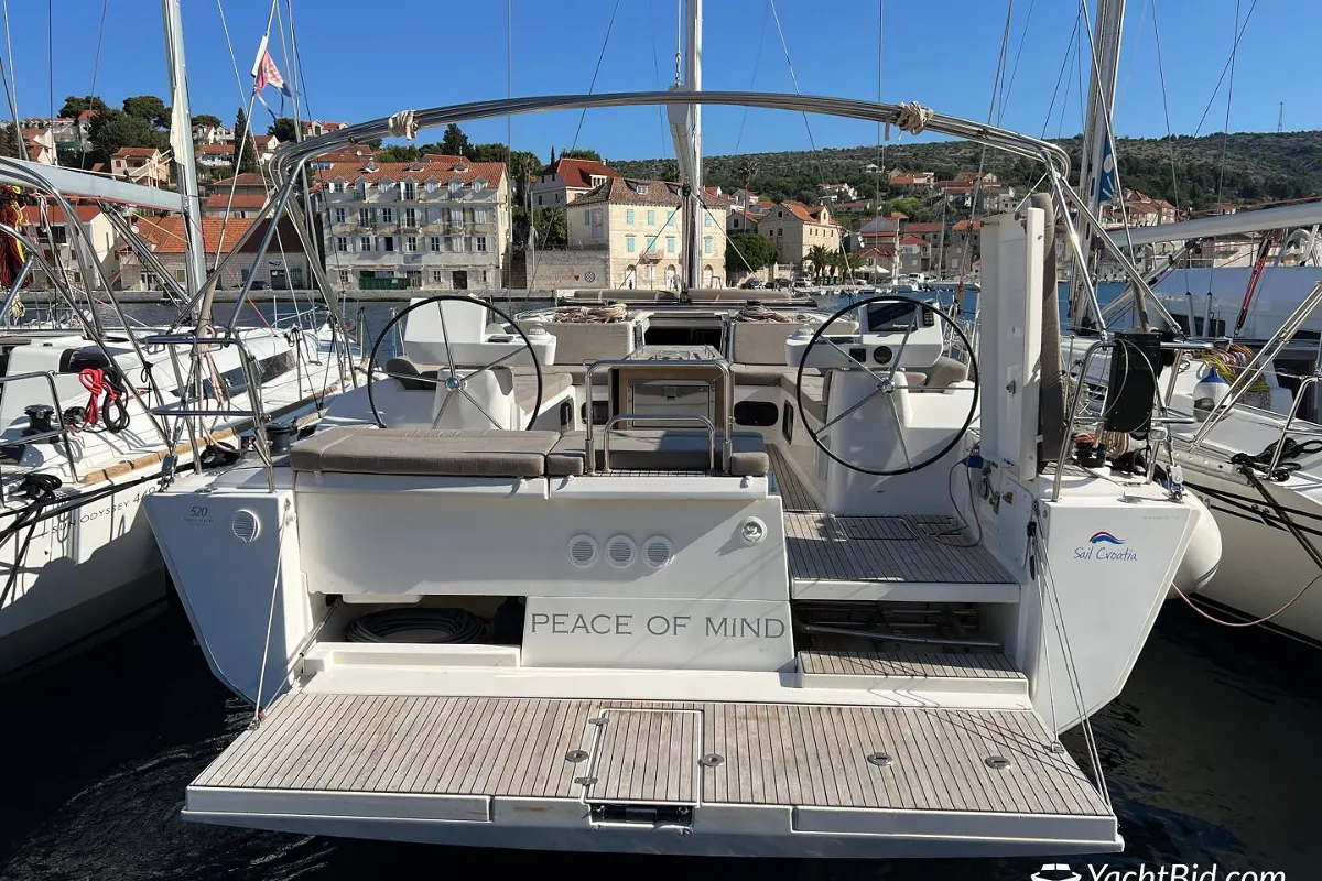 Dufour 520 Grand Large 6