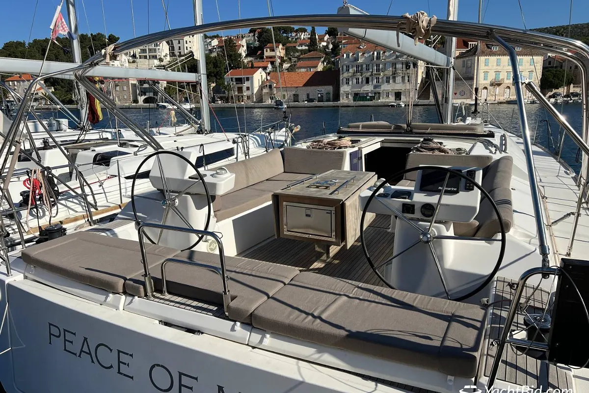 Dufour 520 Grand Large 9