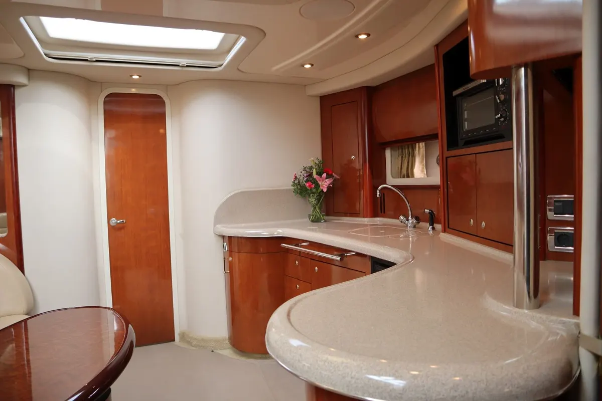 Sea Ray 455 Sundancer 7
