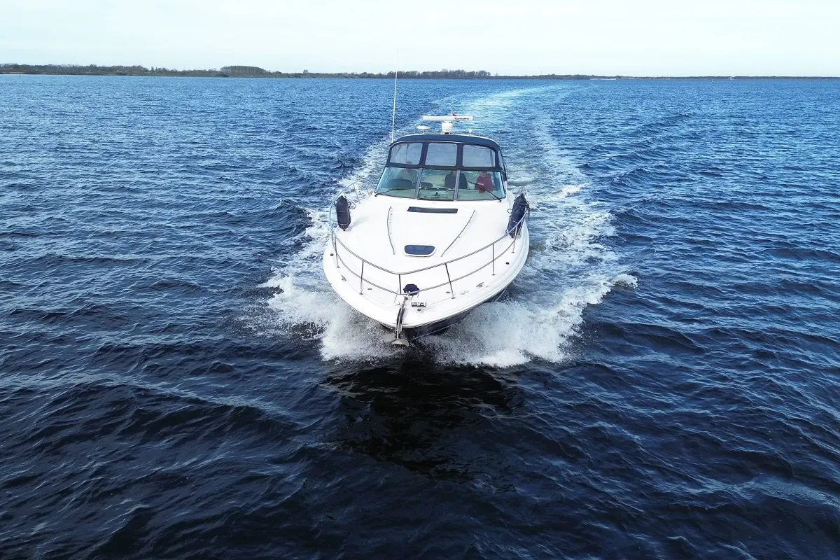 Sea Ray 455 Sundancer 34