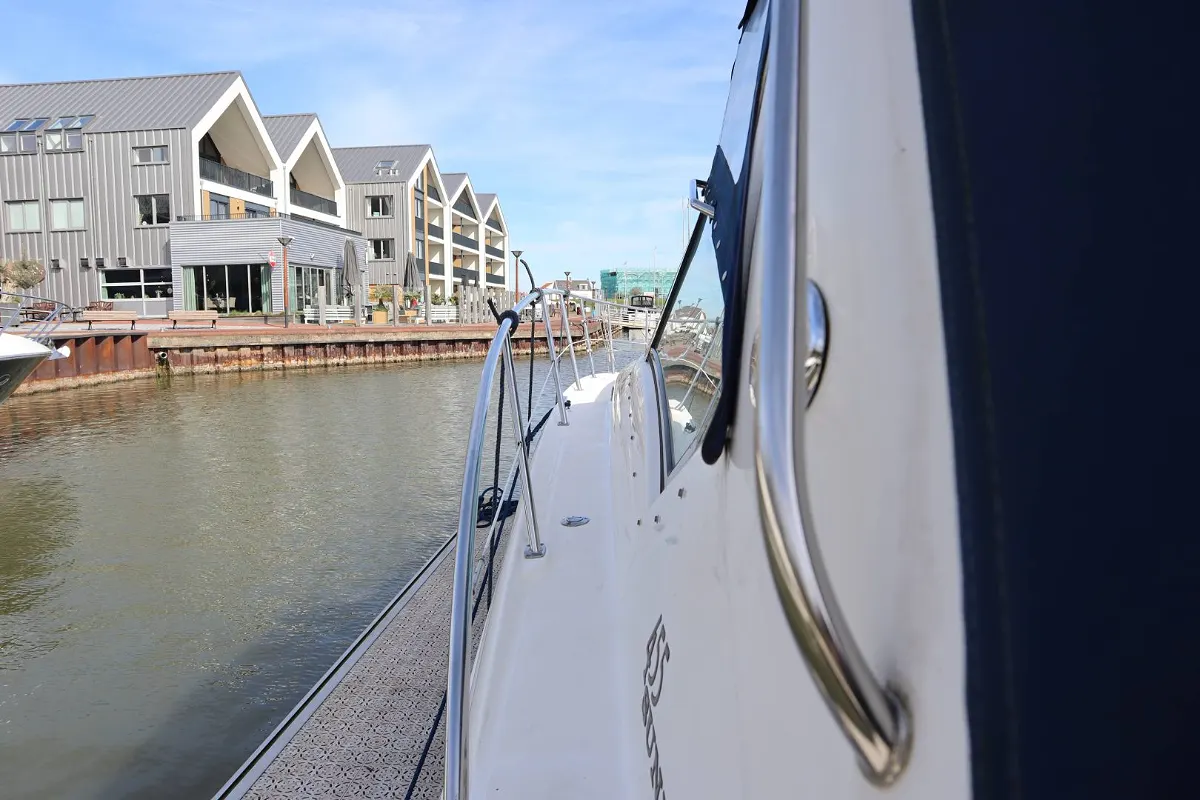 Sea Ray 455 Sundancer 46