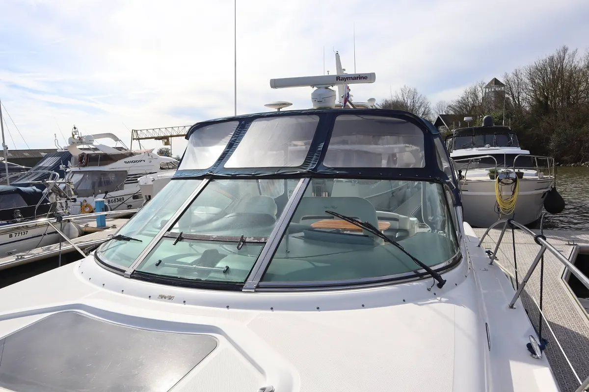 Sea Ray 455 Sundancer 48