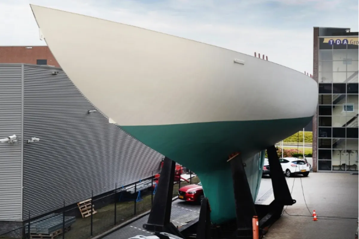 Ingomar Steel Hull - 121' 18