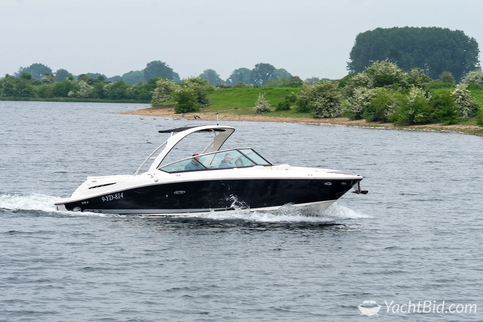 Sea Ray 270 SLX