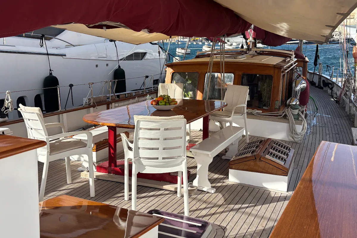Molich Sailing BARINIA 8