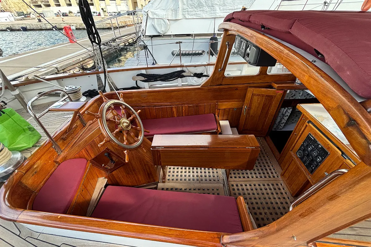 Molich Sailing BARINIA 4