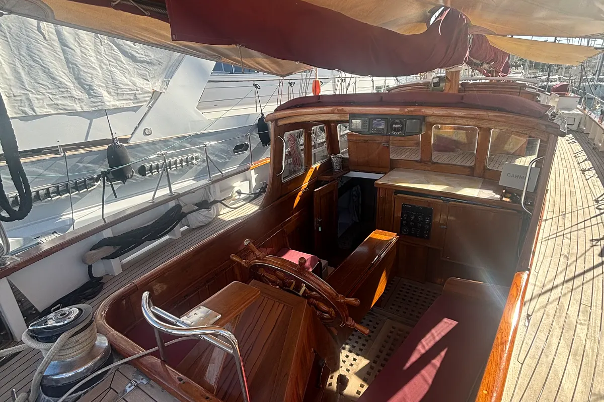 Molich Sailing BARINIA 6
