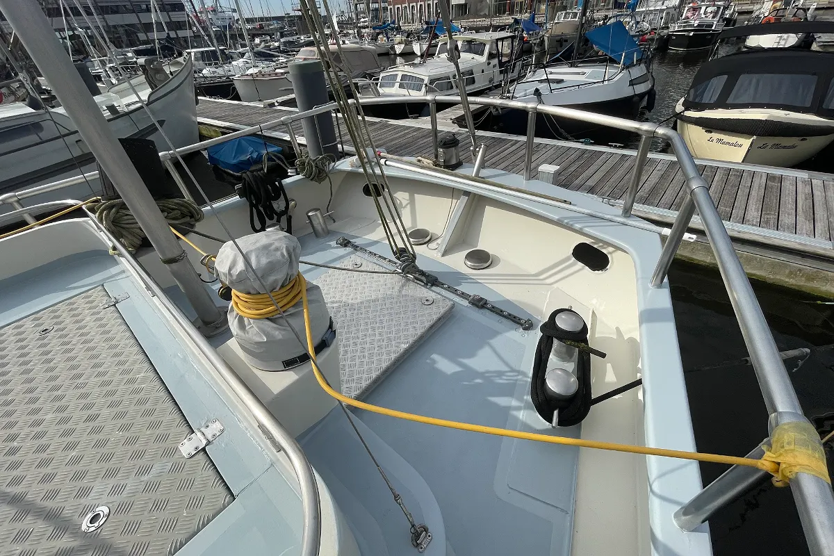 Dykstra Schooner 77 10