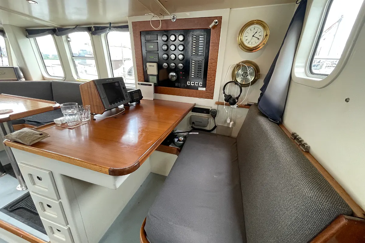 Dykstra Schooner 77 22