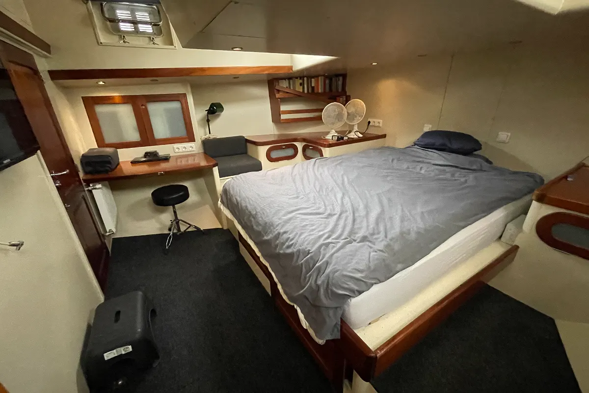 Dykstra Schooner 77 23