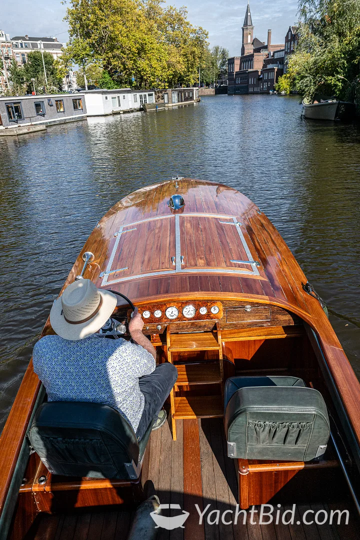 Ned Craft Runabout speedboot en sportcruiser – foto 3 – kavel bij YachtBid, Amsterdam