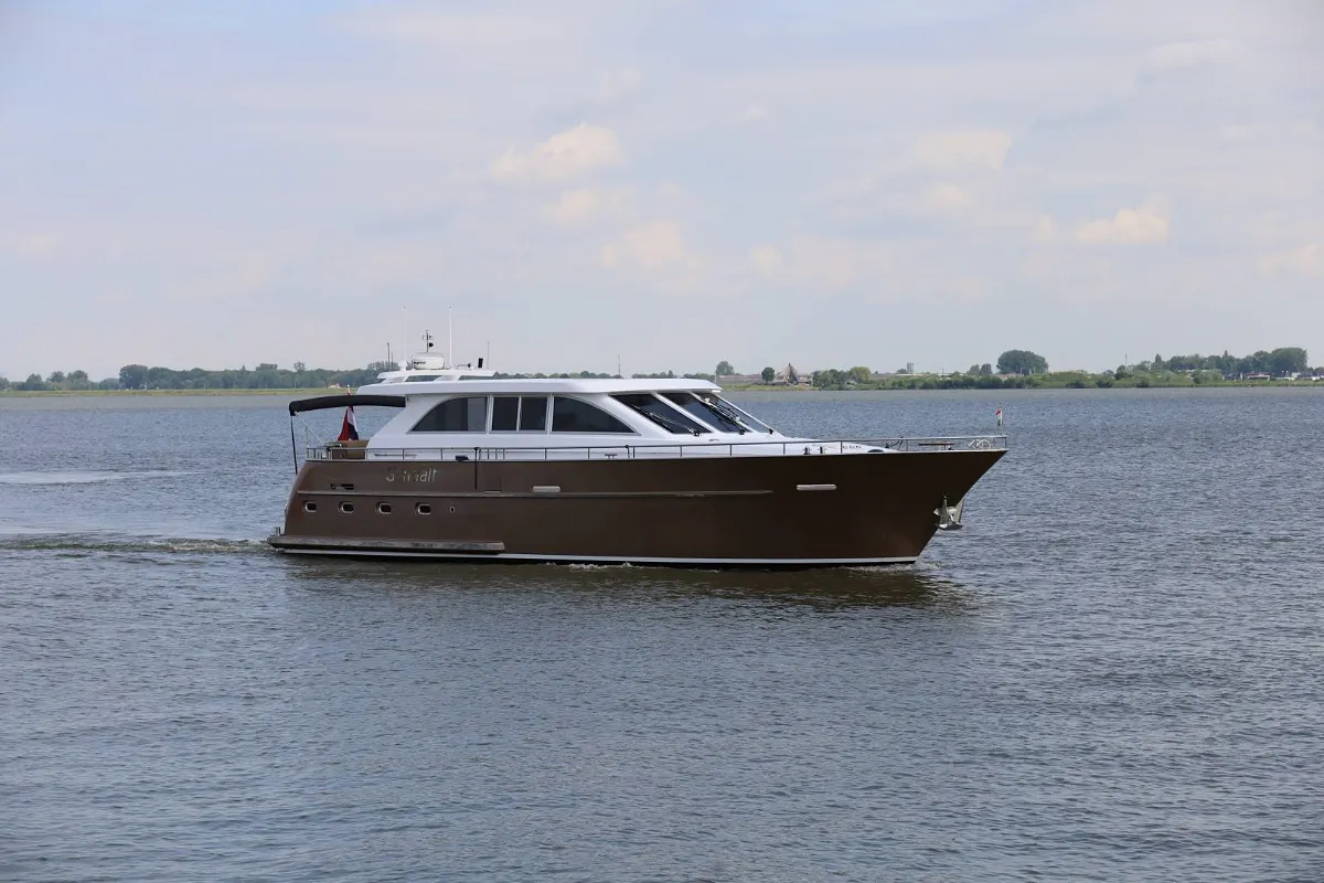Van Den Hoven Executive 1700 21