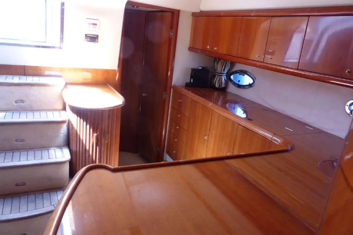 Sunseeker Camargue 50  12