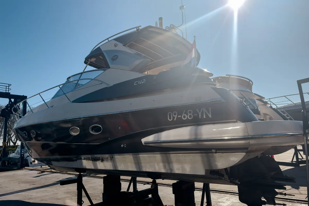 Sessa C42 26