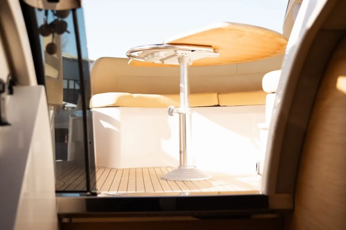 Sessa C42 73