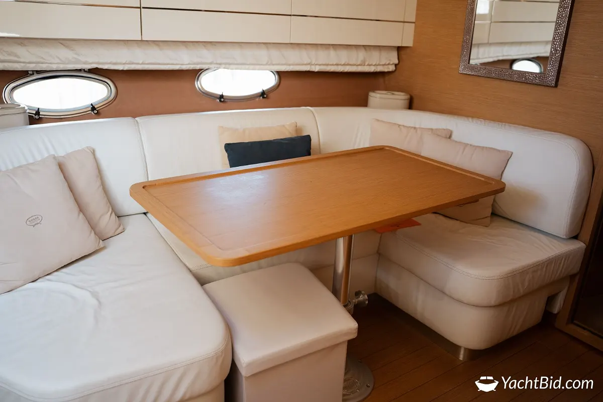Sessa C42 83
