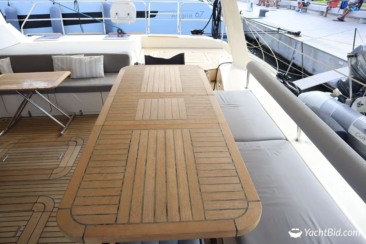 Sunreef 62 13