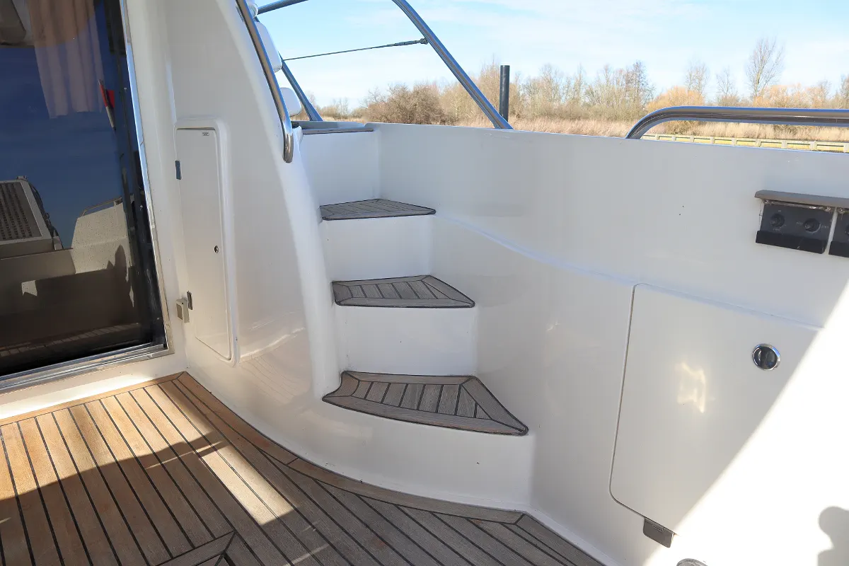 Sunseeker Manhattan 62 34