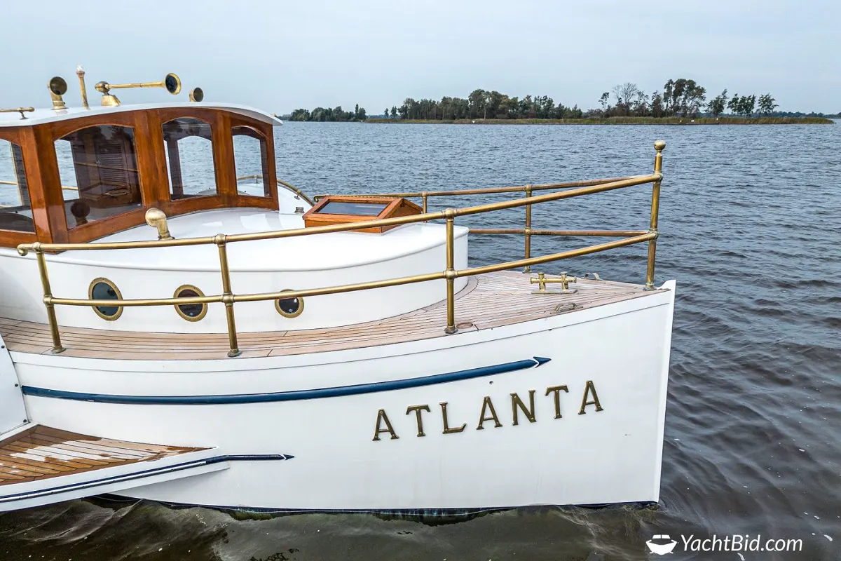 Paddle Wheel Vessel ''ATLANTA'' 11