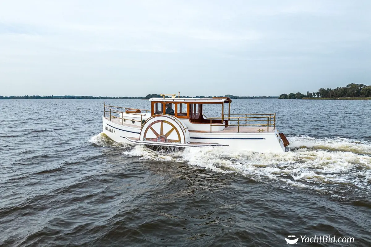 Paddle Wheel Vessel ''ATLANTA'' 52