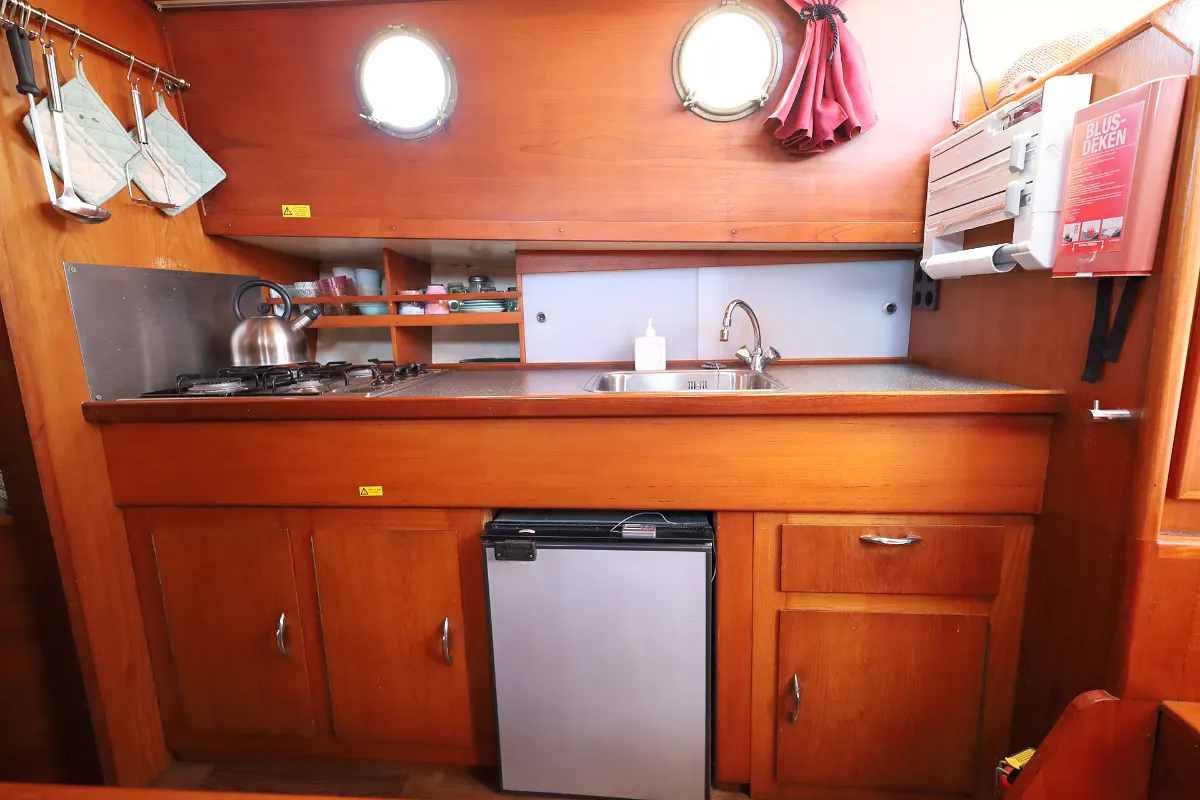 Romanza Motorsailer 12M 52