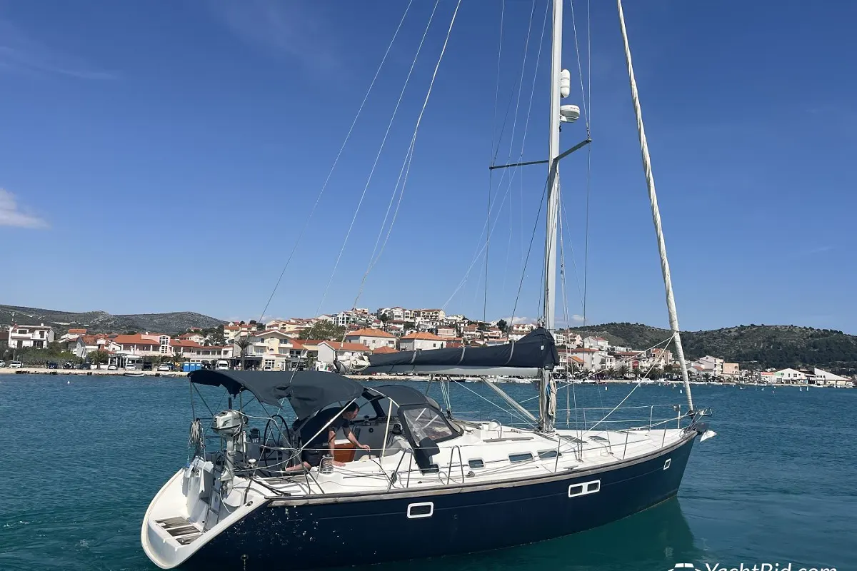 Beneteau Oceanis 423 13