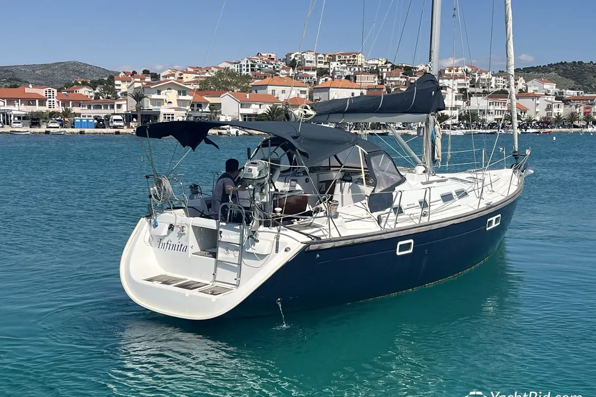 Beneteau Oceanis 423 15