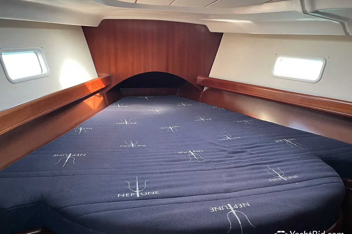 Beneteau Oceanis 423 34